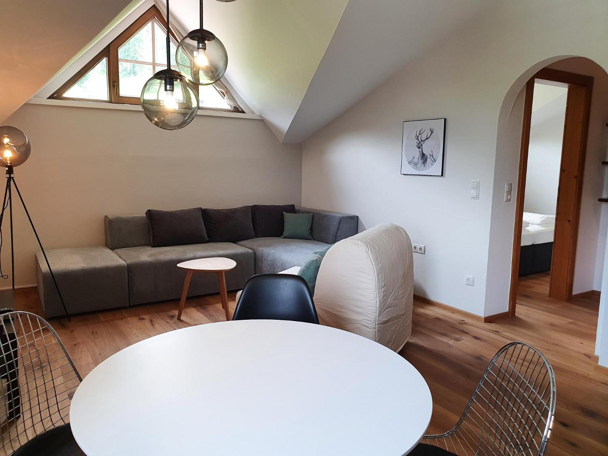 Alpenflair Apartment Mit Bergblick - Inkl Parkplatz #7 Innsbruck Bagian luar foto