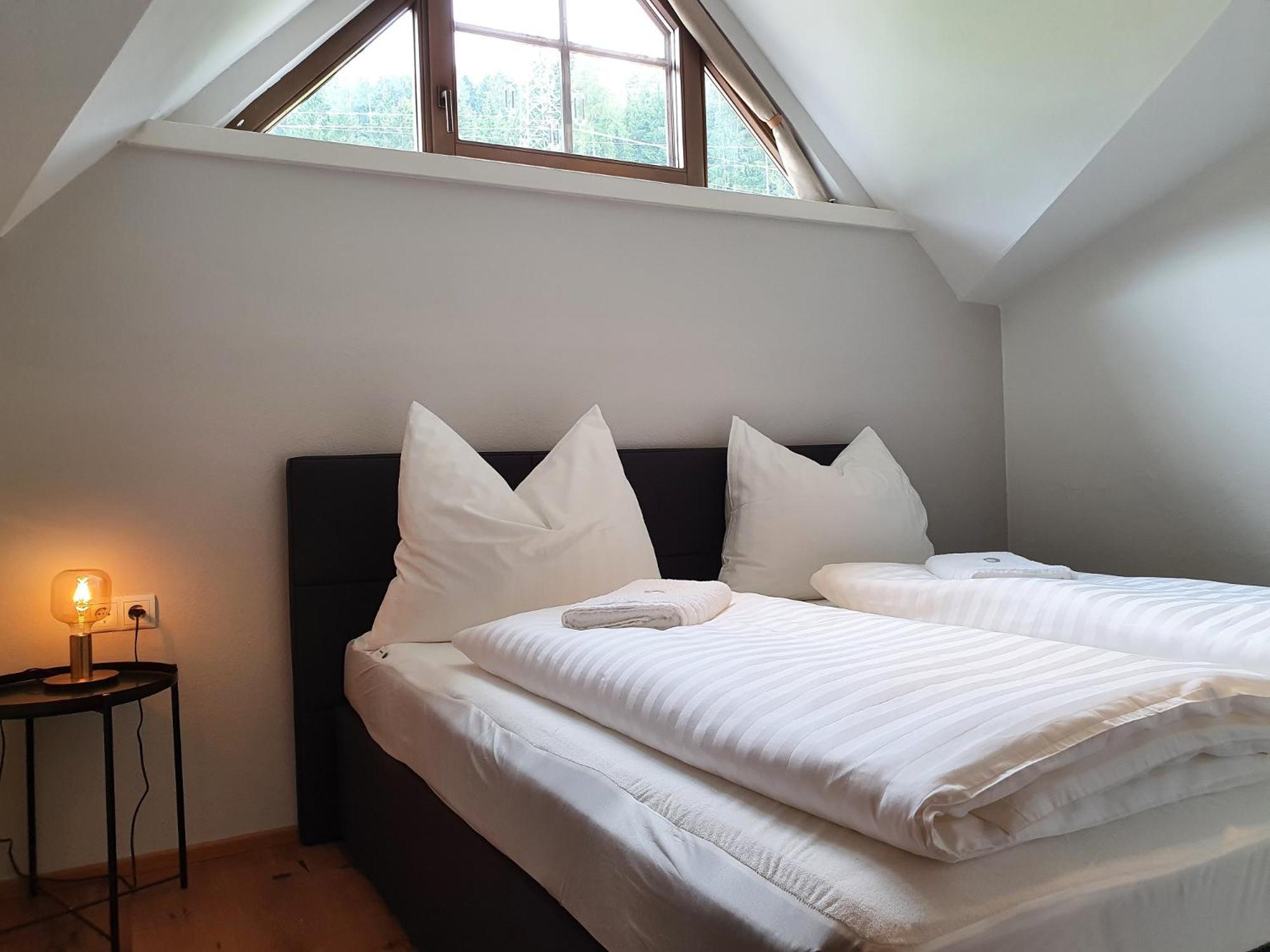 Alpenflair Apartment Mit Bergblick - Inkl Parkplatz #7 Innsbruck Bagian luar foto